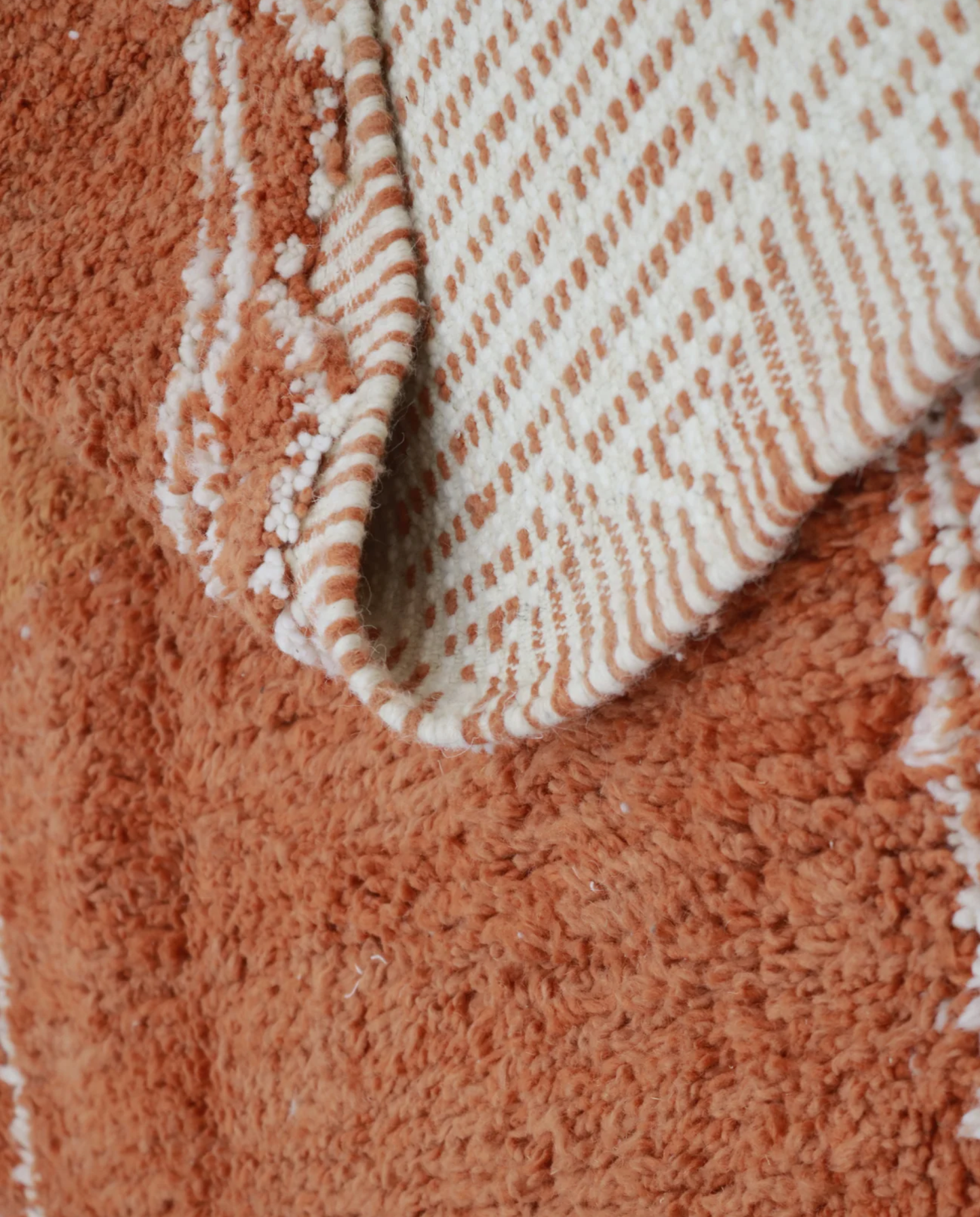 NUJA Boujad terracotta organic abstract Moroccan rug back view showing traditional handwoven construction 1, by NURA