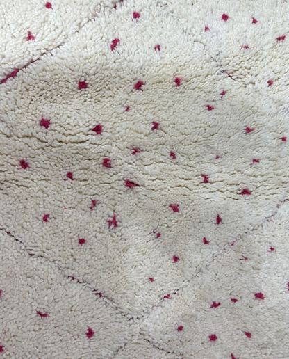 ZULEIKHA Beni Ourain cream dotted diamond lattice Moroccan rug close-up showing hand-knotted wool texture and pile detail, by NURA